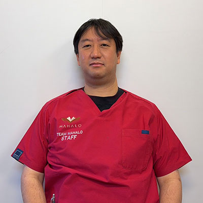 歯科医師（歯学博士）　岸　飛鳥